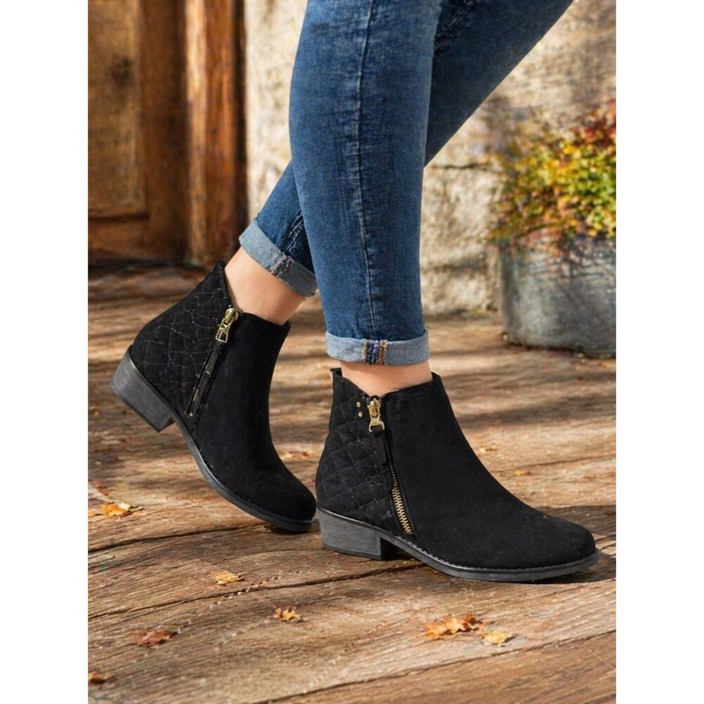 White Mountain Jodi Black Ankle Boots Women 7M Side Zip Low Heel Comfort